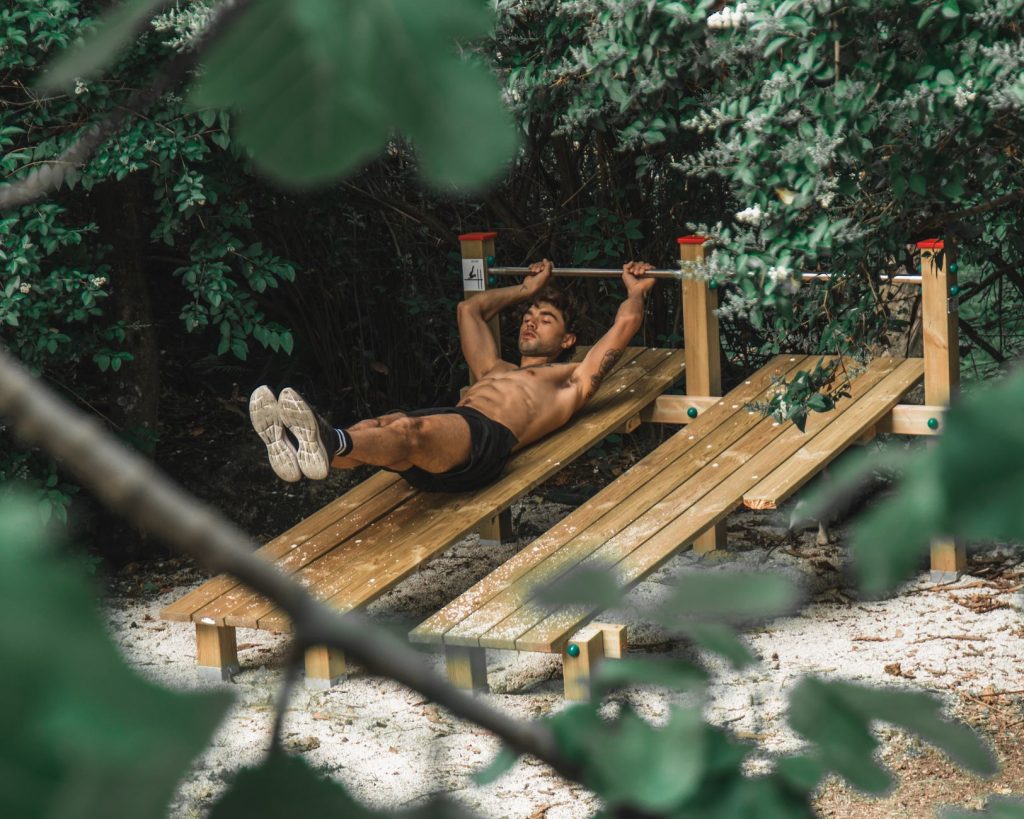 Comparatif bancs de musculation pliables pour petit espace