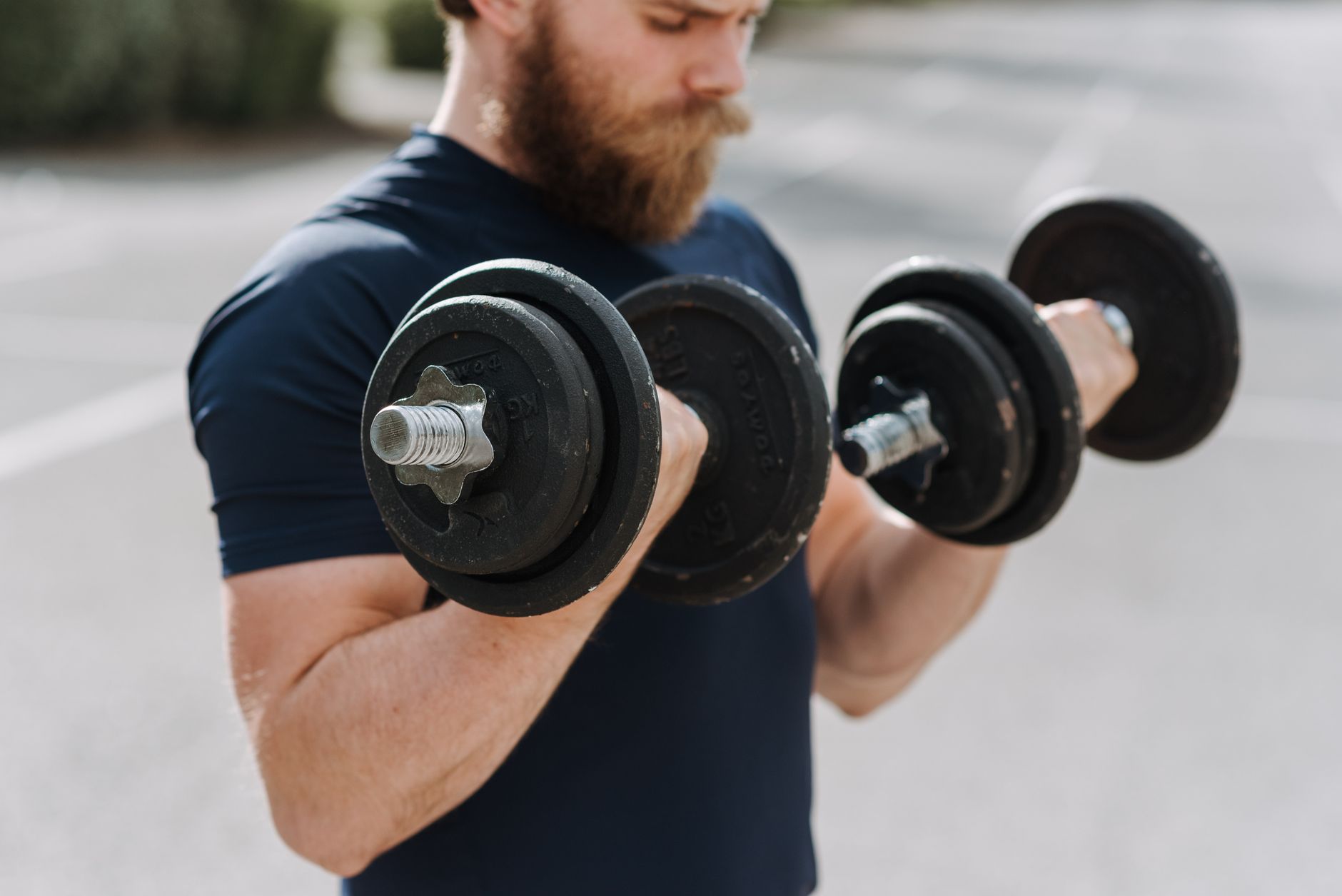 Guide pratique des exercices avec haltères